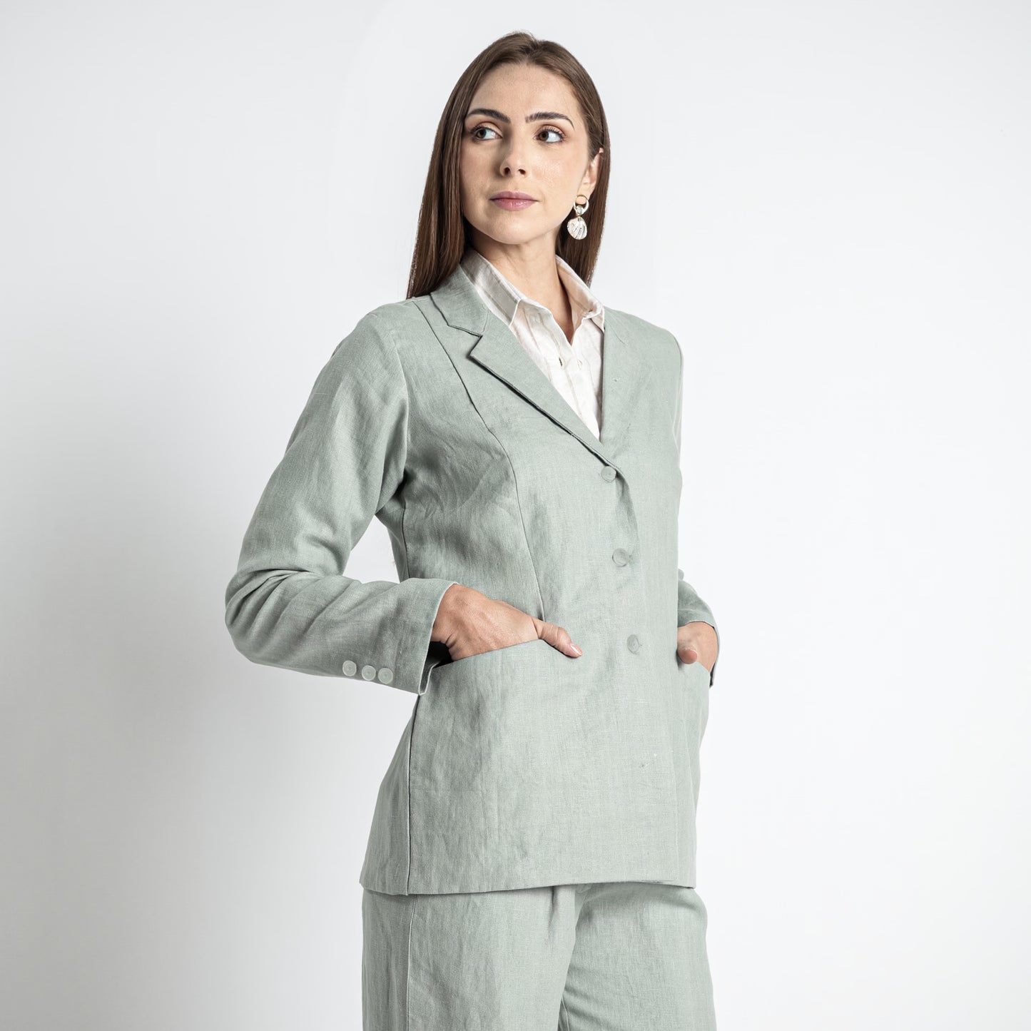 Belucci – Tailored Notch Lapel Linen Blazer – Olive