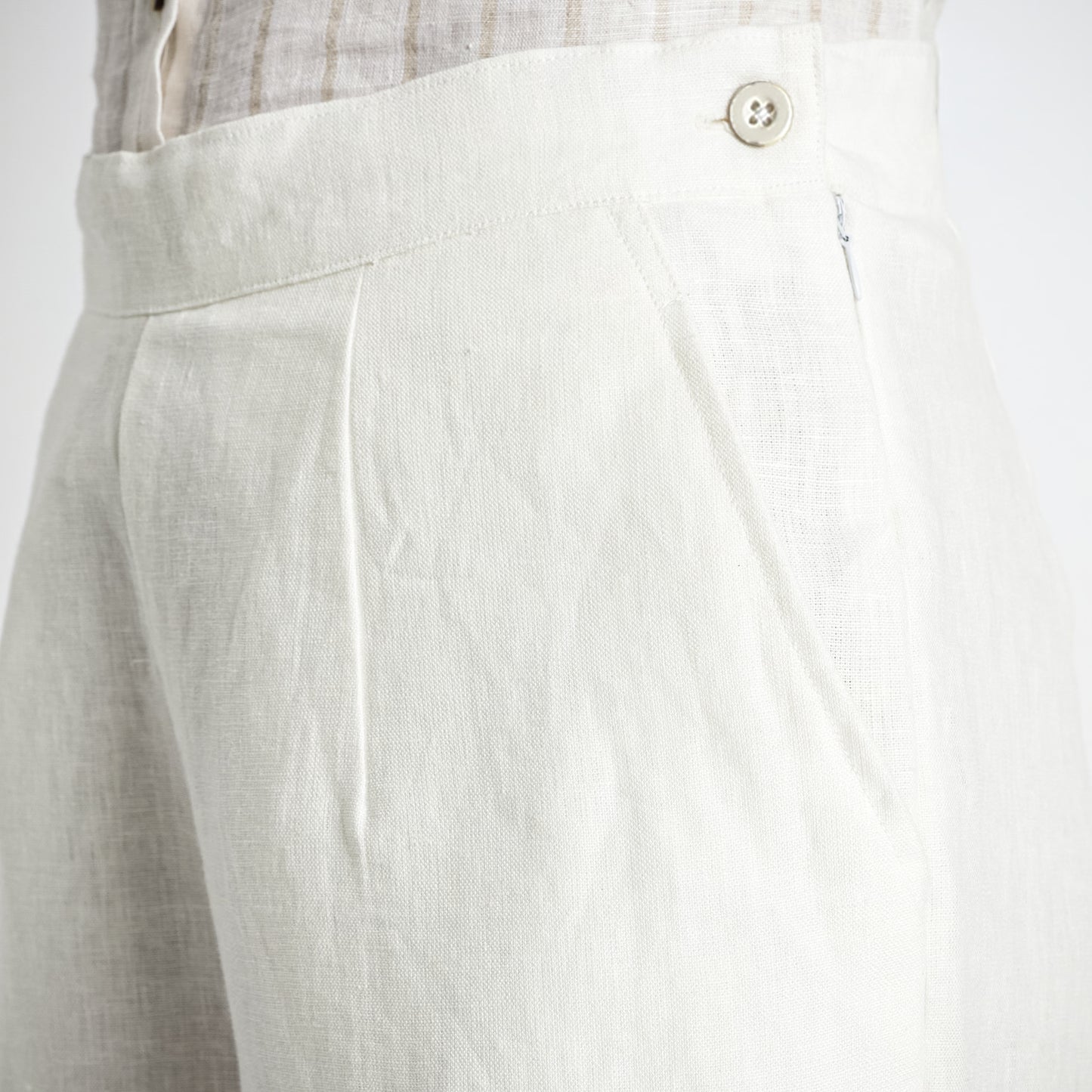 Moscow – Double Pleated Straight-Leg Linen Trousers – Ivory