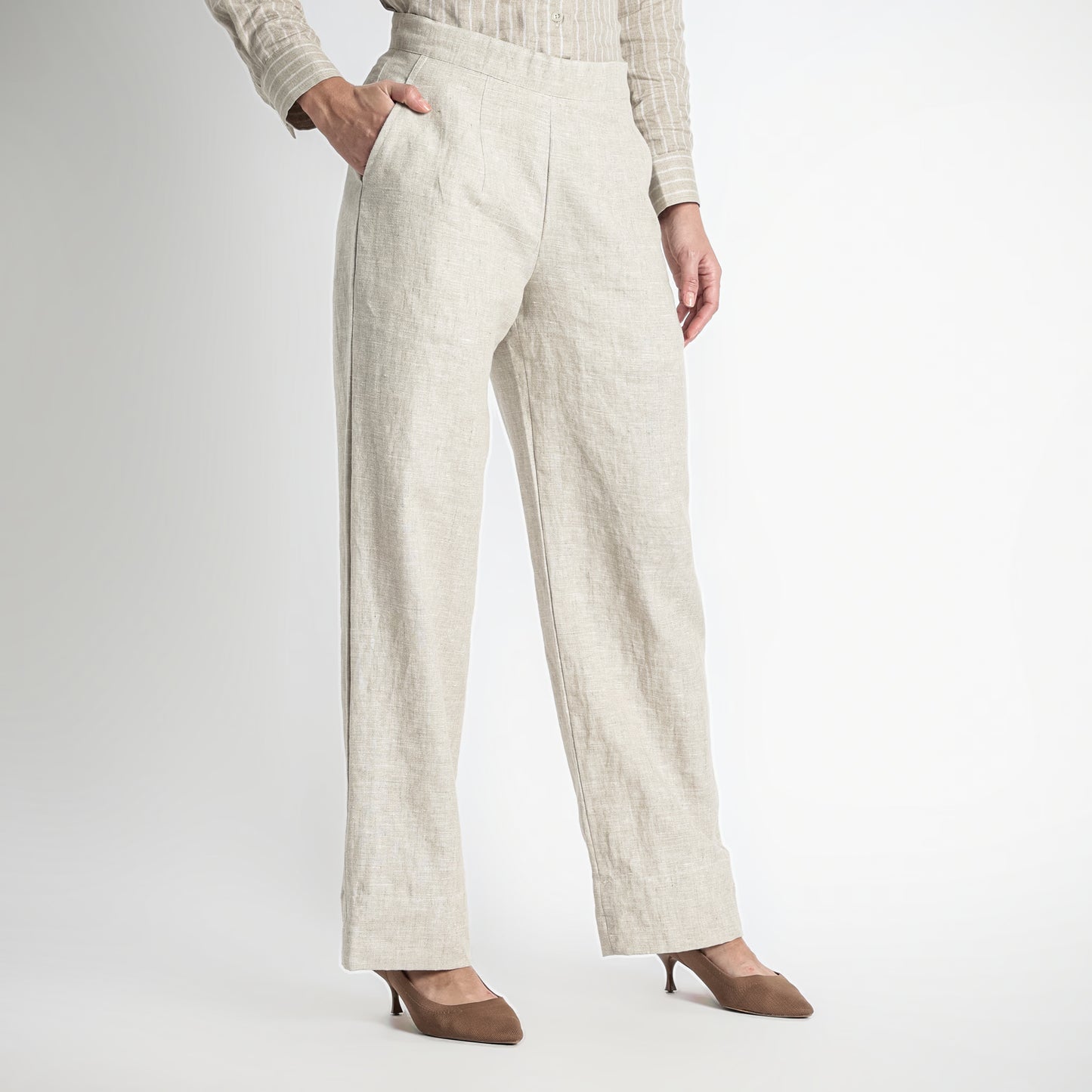 Moscow – Double Pleated Straight-Leg Linen Trousers – Sand