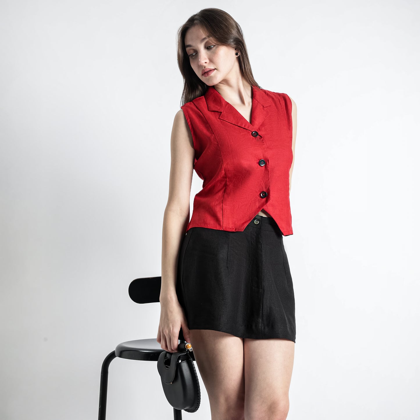 Laura – Tailored Notch Lapel Linen Vest Top – Crimson