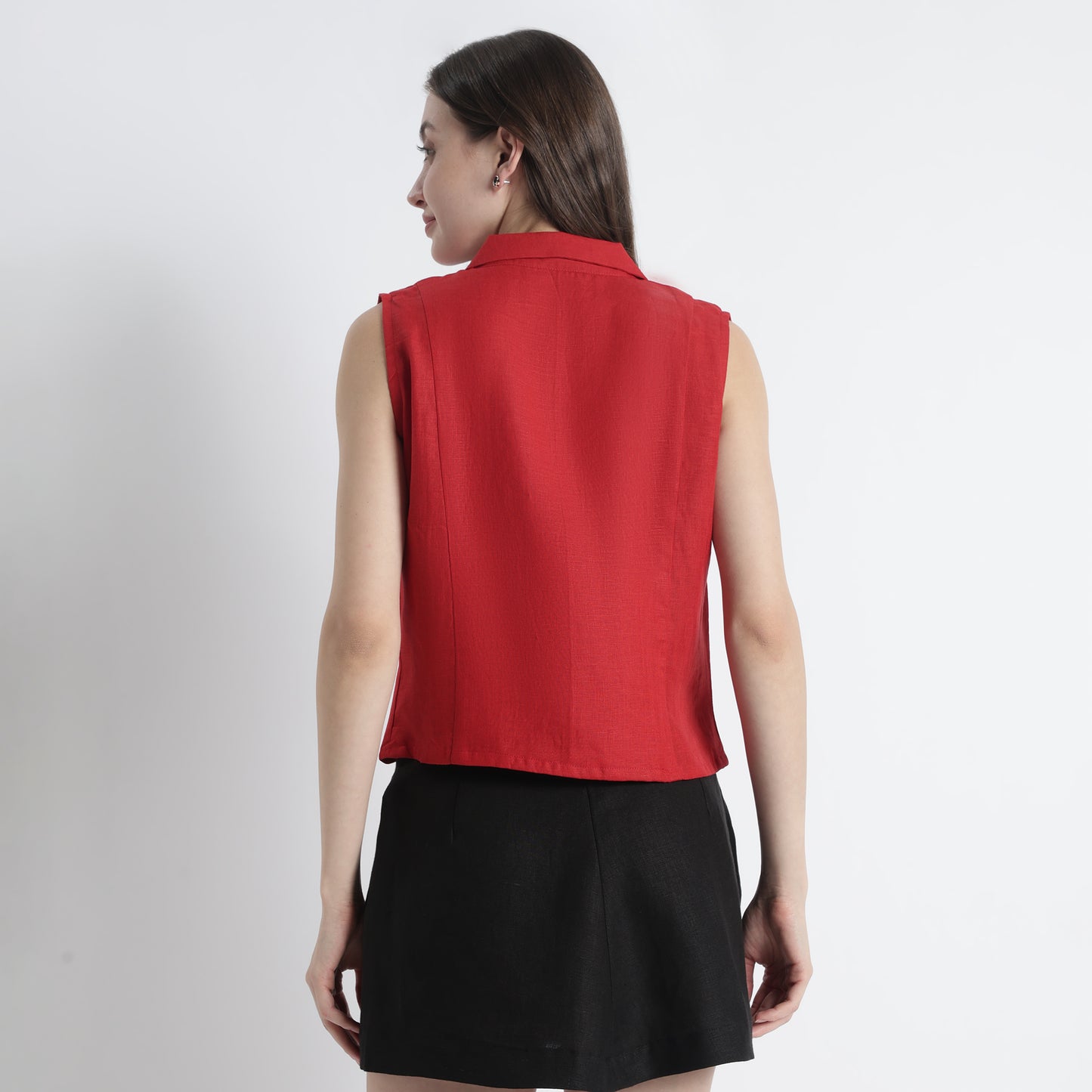 Laura – Tailored Notch Lapel Linen Vest Top – Crimson
