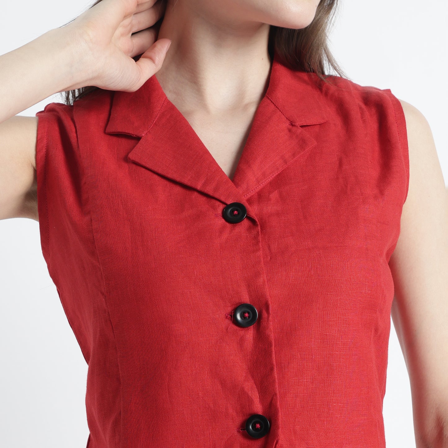 Laura – Tailored Notch Lapel Linen Vest Top – Crimson