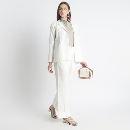 Belucci – Tailored Notch Lapel Linen Blazer – Ivory