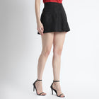 Akira – Structured Mini Linen Skirt – Noiré