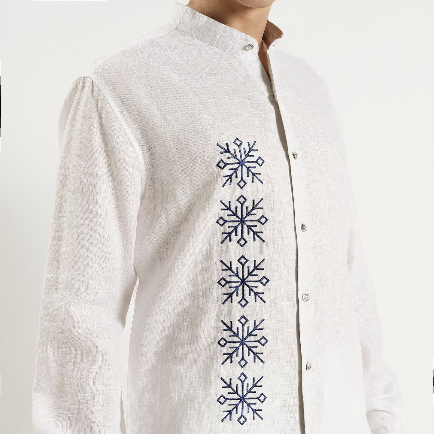 Symbol – Snowflake Embroidered Linen Shirt – Blanc