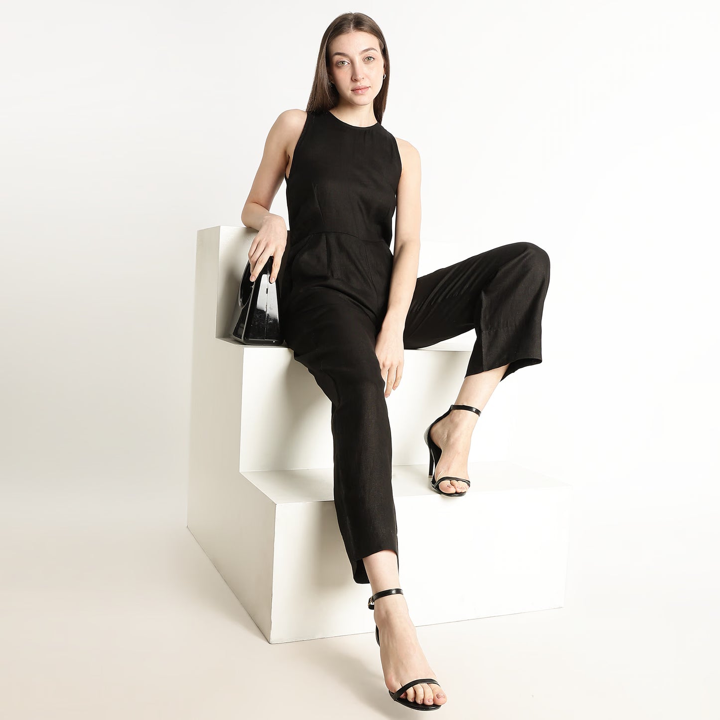 Velora – Sleeveless Wide-Leg Linen Jumpsuit – Noiré