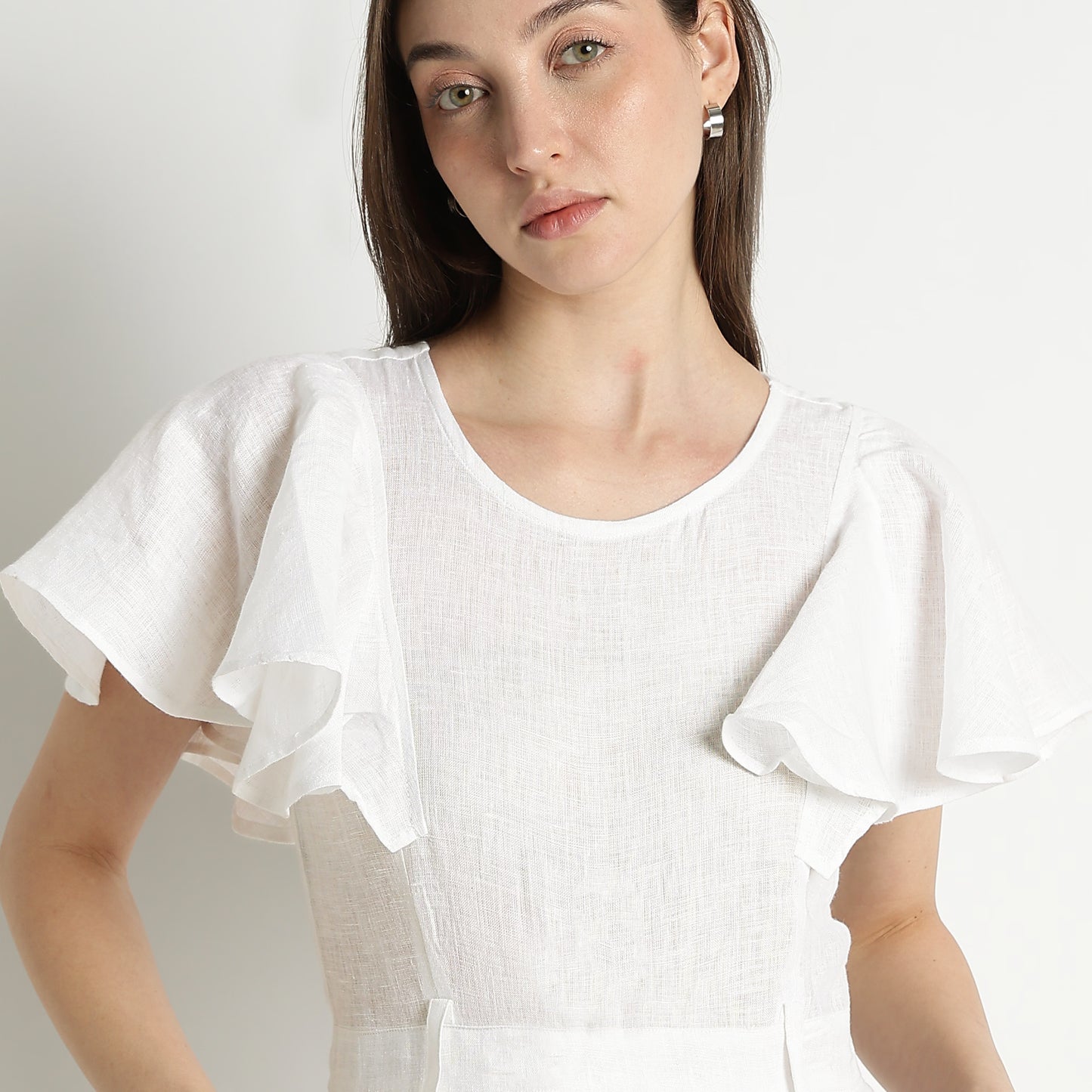 Verona – Fluid Ruffle Sleeve Linen Jumpsuit – Blanc