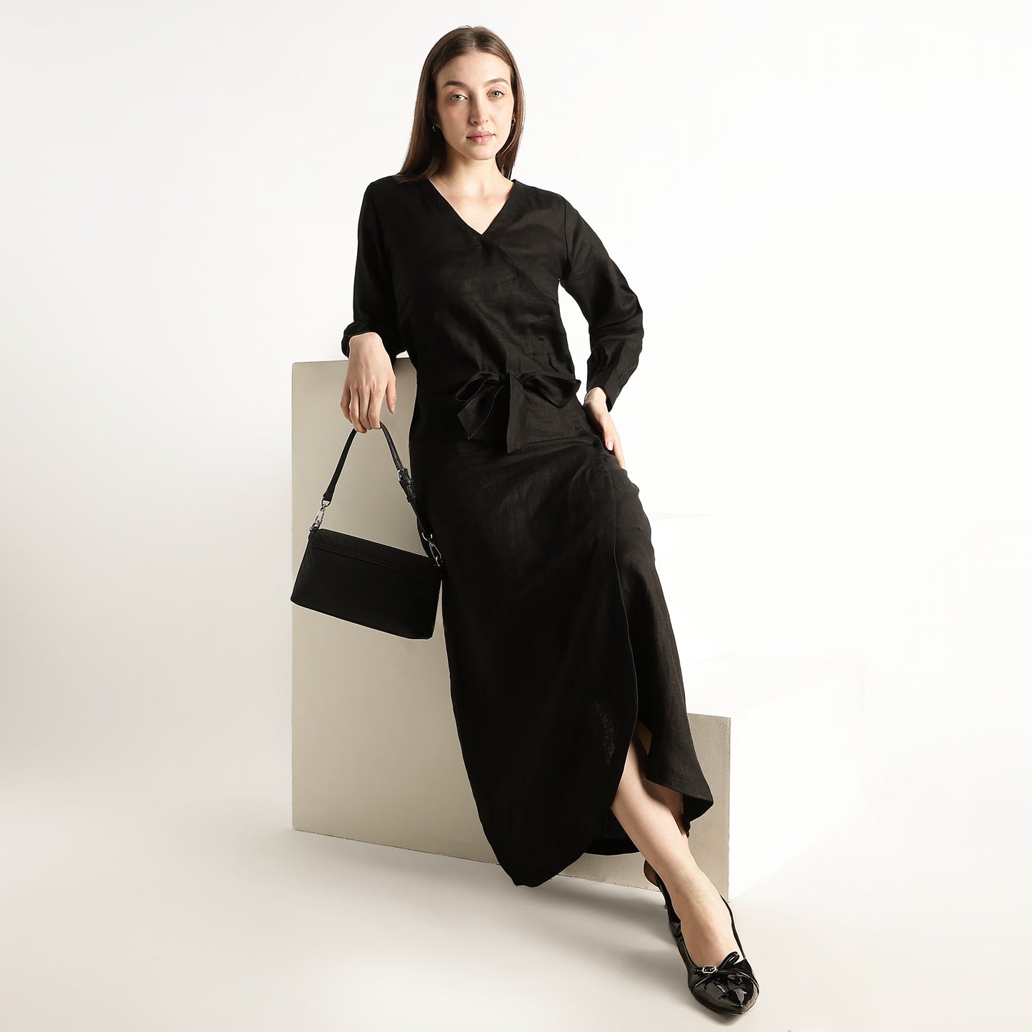 Milano – Fluid Wrap-Style Linen Dress – Noiré