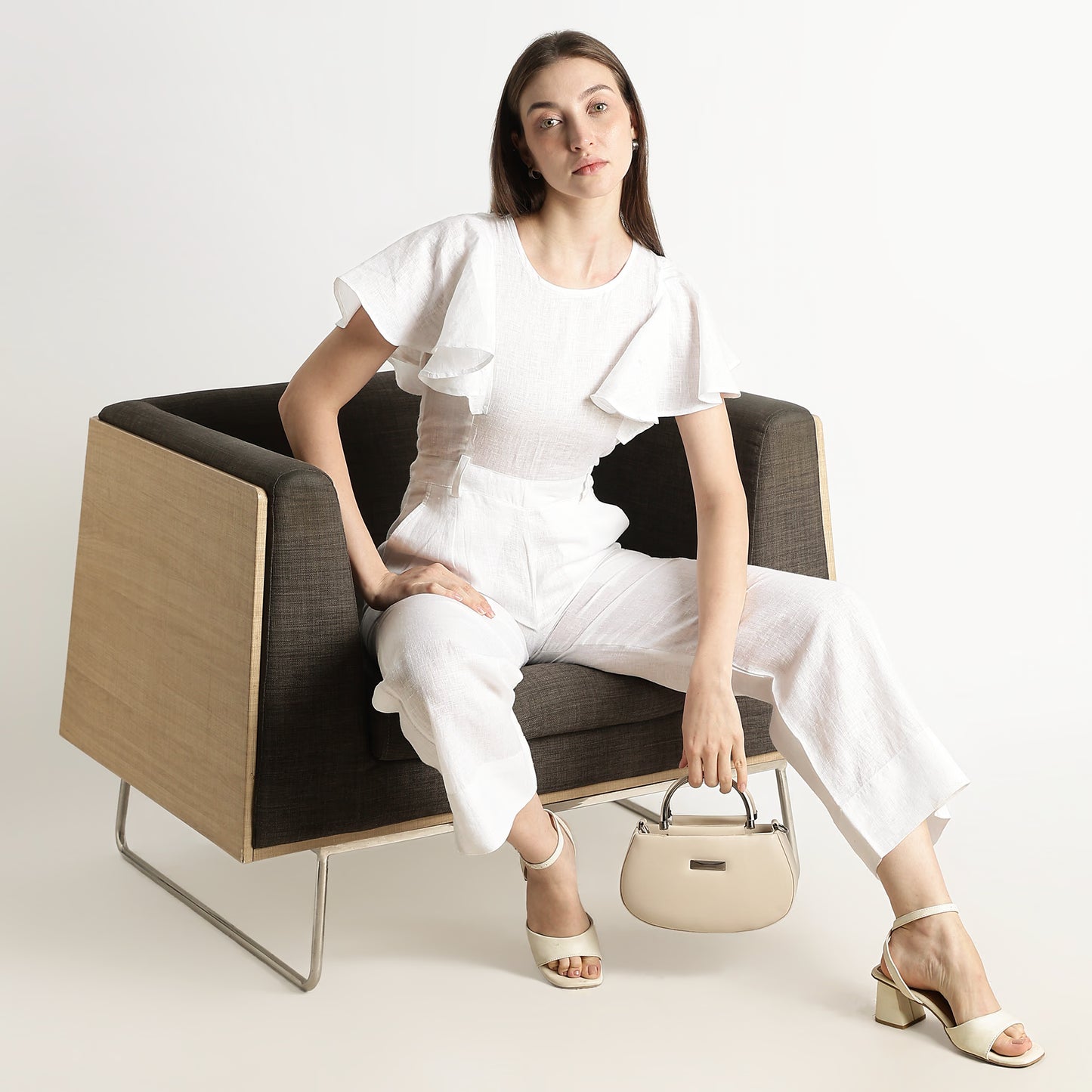 Verona – Fluid Ruffle Sleeve Linen Jumpsuit – Blanc