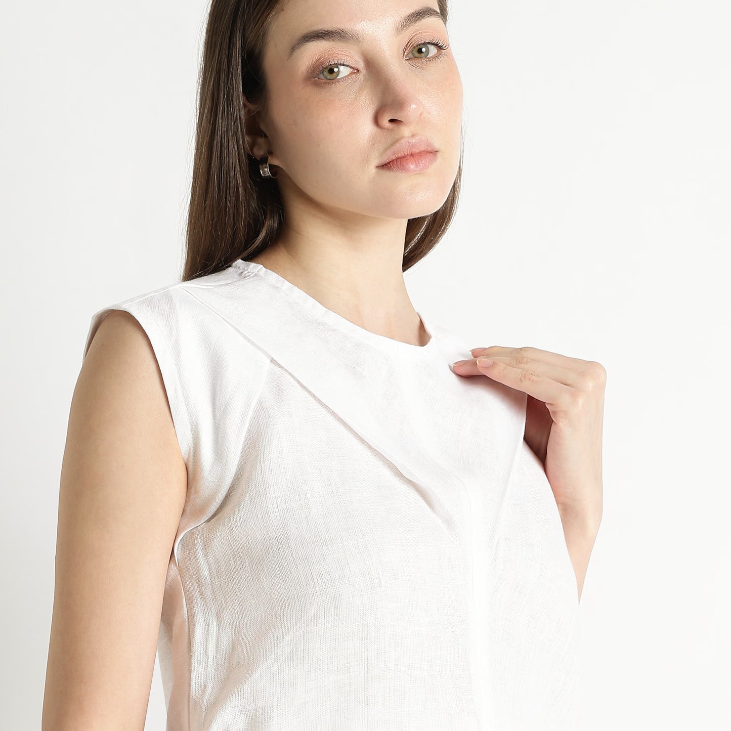 Athena – Premium Tulip Lapel Linen Gilet – Blanc