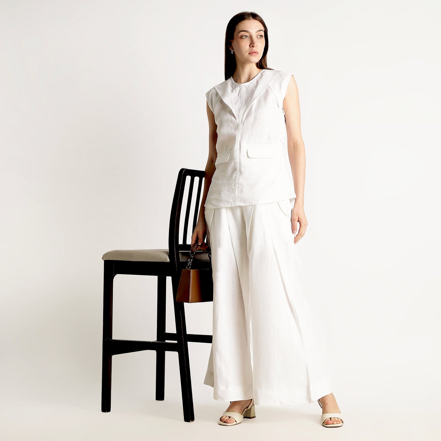 Audrey – Premium Pleated Wide-Leg Linen Trousers – Blanc