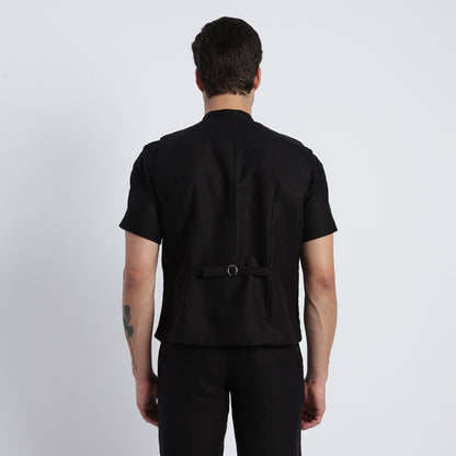 Single-breasted men’s black linen suit waistcoat with a tailored fit