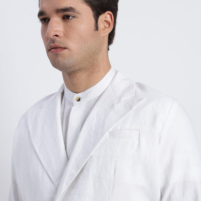 Tailored men’s white linen double-breasted blazer for formal and smart-casual wear
